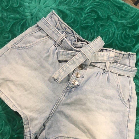 American‎ eagle outfitters women’s size 2 high waisted shorts cute shorts - Picture 2 of 9